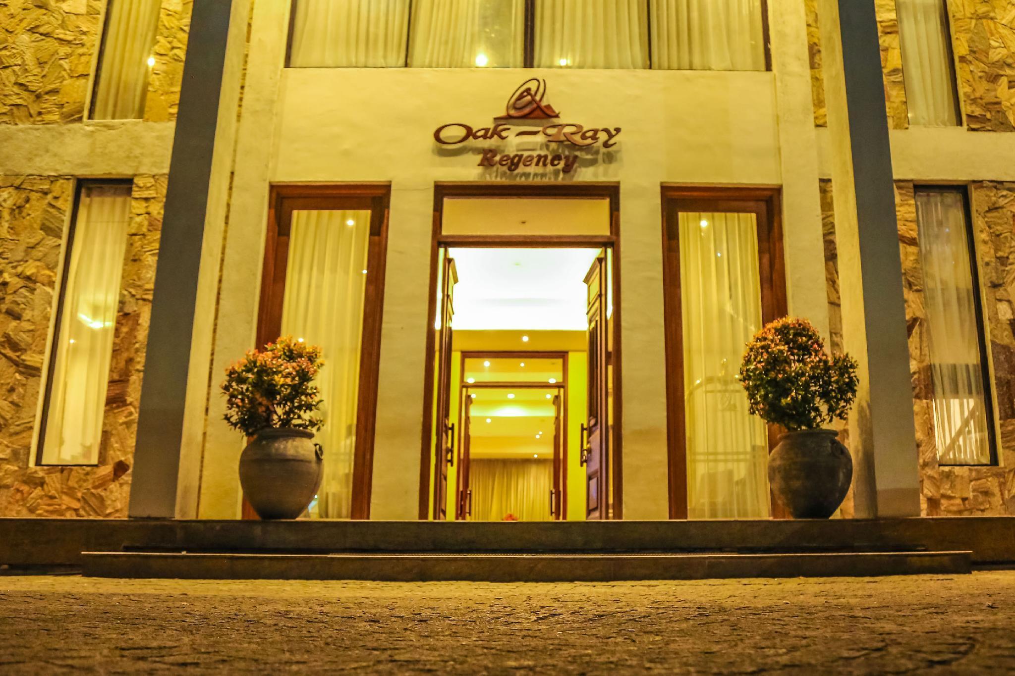 Oak Ray Regency Hotel Kandy Ngoại thất bức ảnh